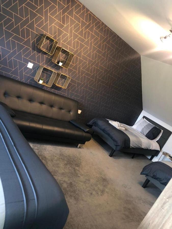 Cromdale Alcantara- Modern Home With Hot Tub- Sleeps 10 المظهر الخارجي الصورة